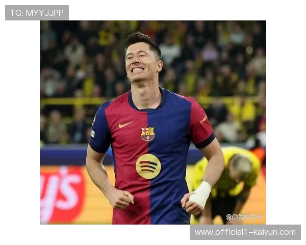 莱万多夫斯基转型战术支点，巴萨老将经验价值无可替代
